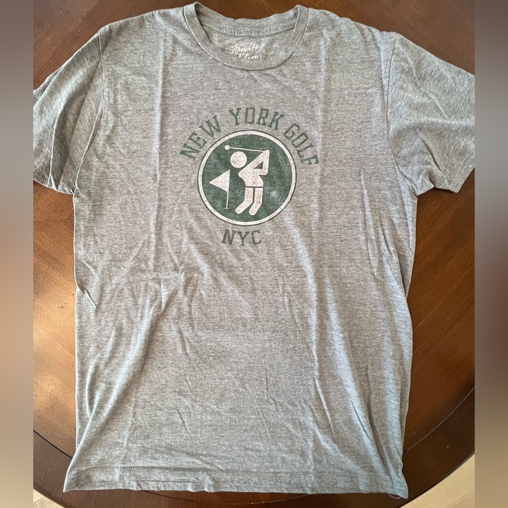Wright & Ditson Gray Short Sleeve Tee with Green NYC Golf Logo